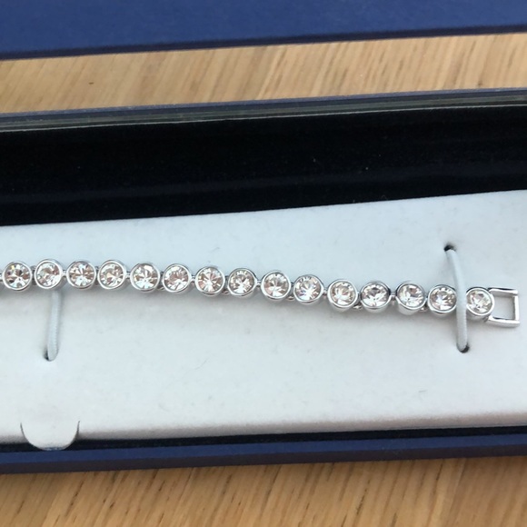 Swarovski bracelet - Picture 7 of 8